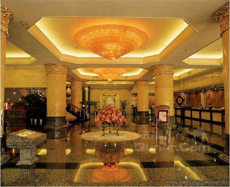 Victoria Grand Hotel Уенжоу Интериор снимка
