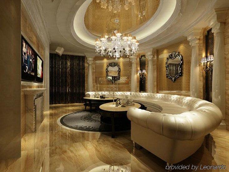 Victoria Grand Hotel Уенжоу Екстериор снимка