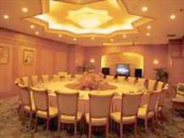 Victoria Grand Hotel Уенжоу Екстериор снимка